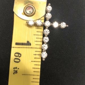 1.0 carat 18k White Gold Diamond Cross